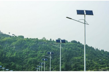 Solar Street Lights on Guangqian Road, Yantai, Shandong Province