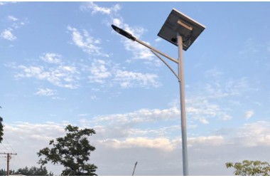 Solar street lights on Renmin Road, Xingyi City, Qianxinan Prefecture, Guizhou Province